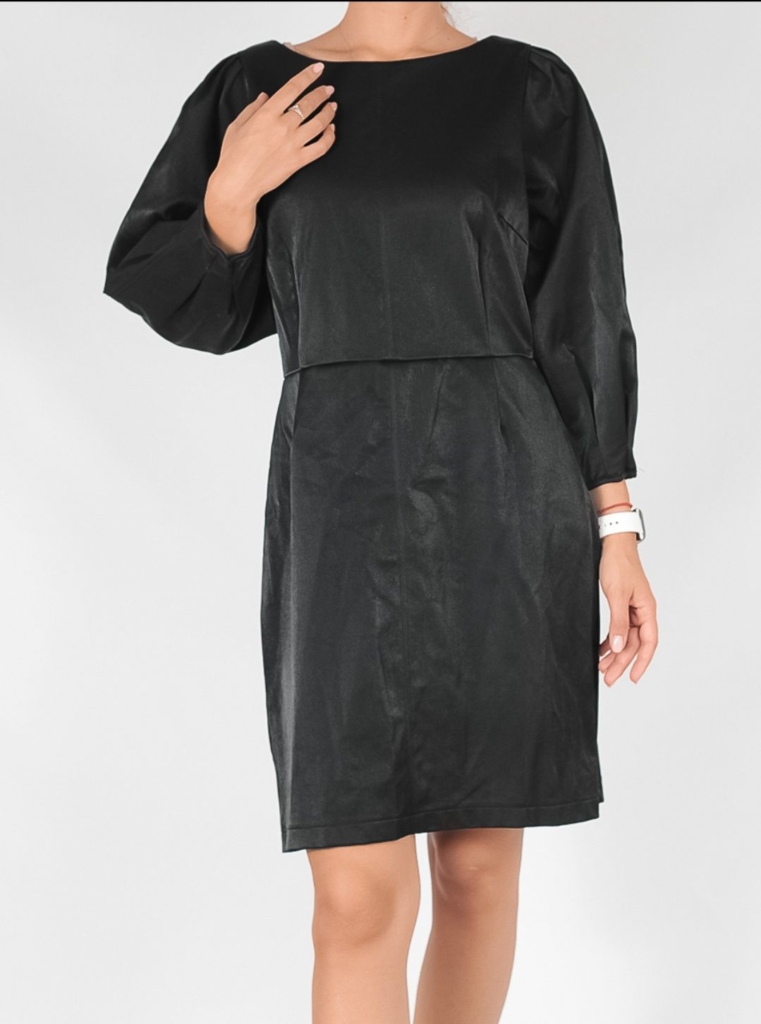 Rochie eleganta Reserved pe negru (M)