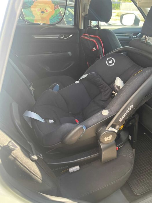 Scaun masina Maxi Cosi I-size + statie Isofix