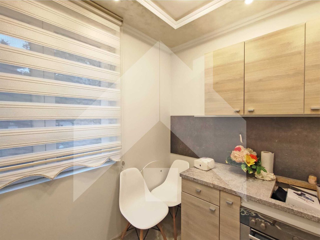 Продава се Тристаен апартамент в Нови пазар - 75 кв.м за 1054 €/кв.м - Снимка #11