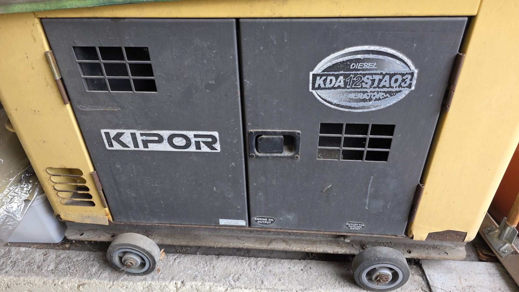 Generator diesel trifazat Kipor.