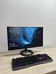 Vand PC + Monitor (tastatura codou)