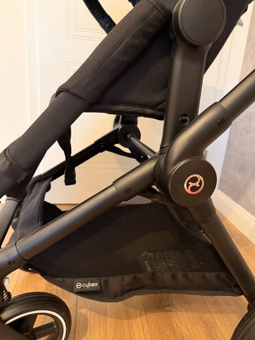Carucior Cybex Gold Eos Lux 3 in 1