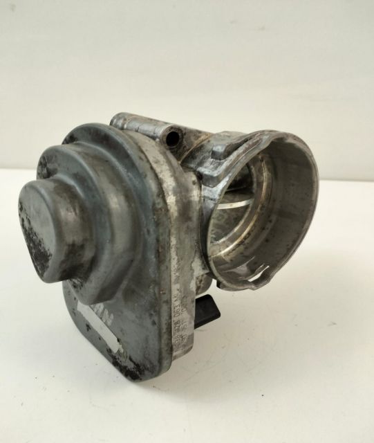 Clapeta acceleratie 038128063M Volkswagen VW Golf a 5-a generatie