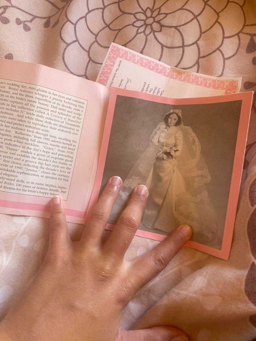 Порцеланова кукла