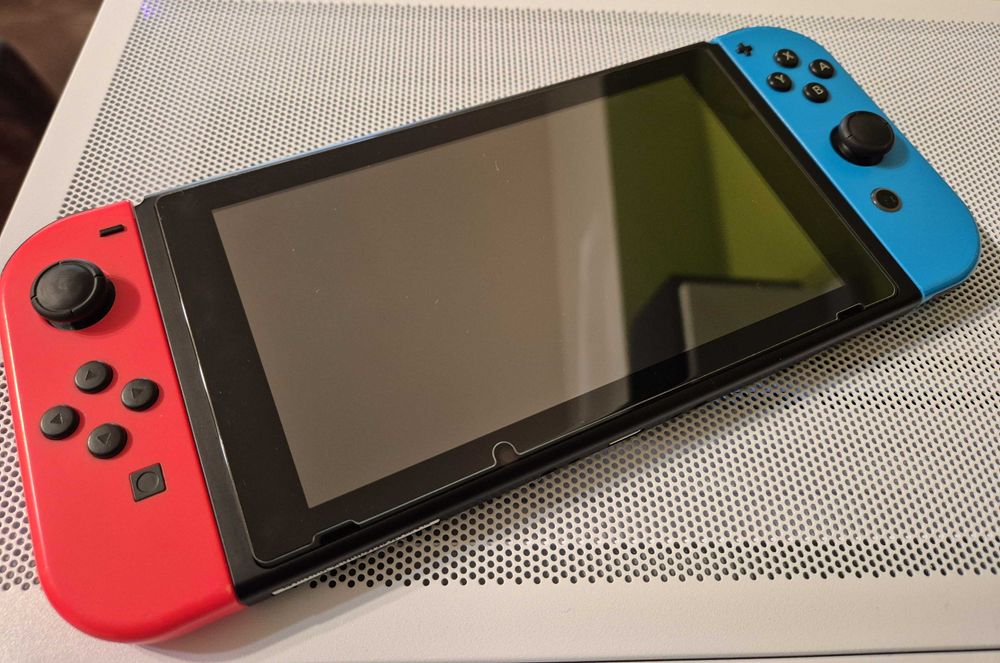 Nintendo Switch 1 V2