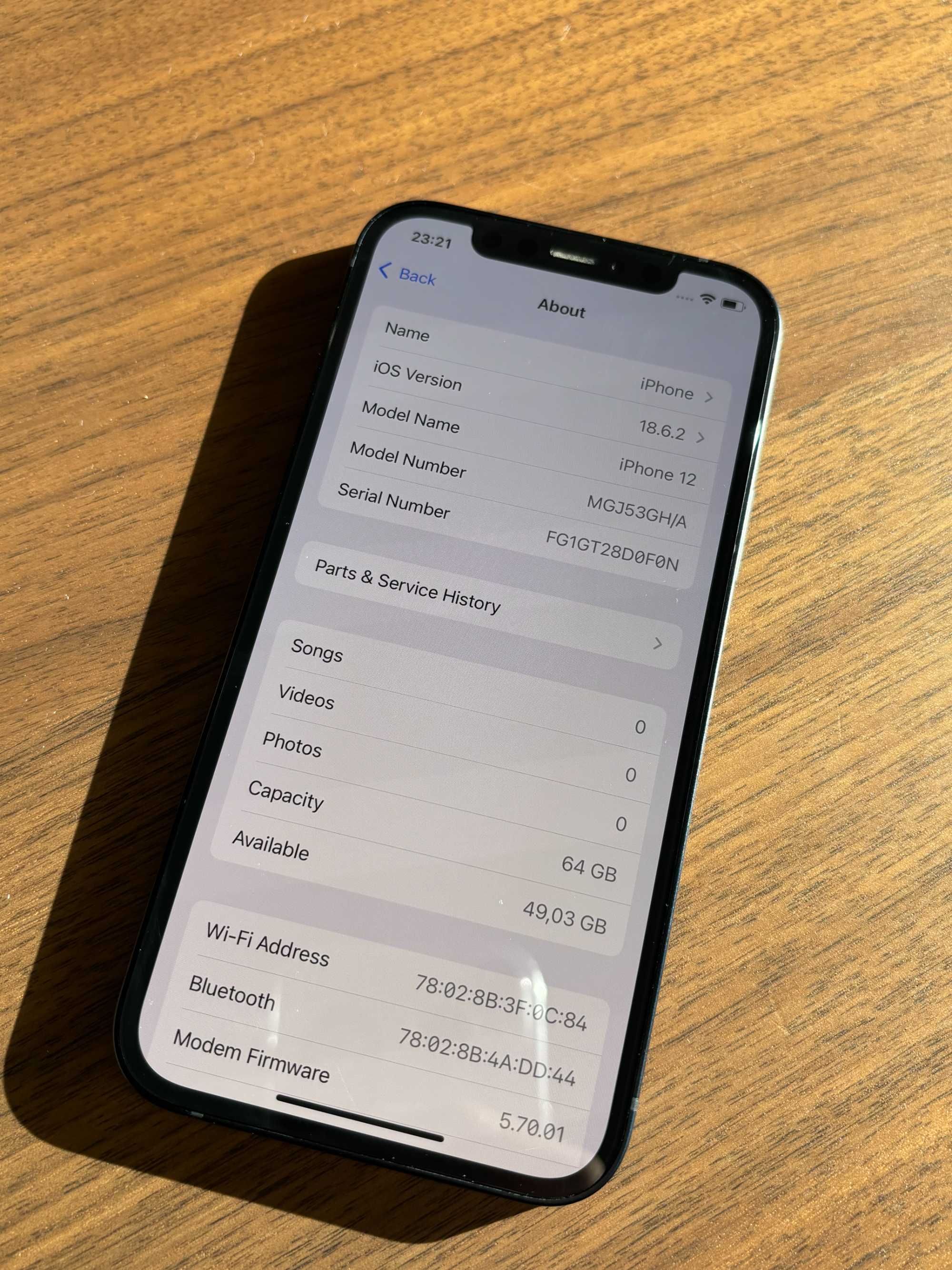iPhone 12 64GB - Като Нов