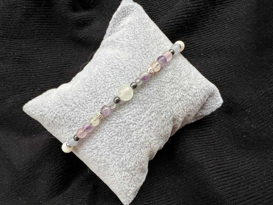 Астрологични гривни от полускъпоценни камъни и благородни метали