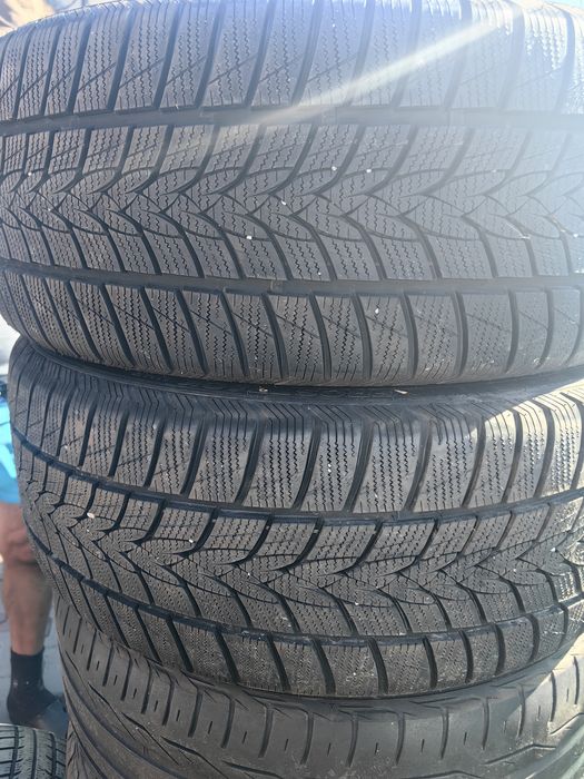 Jante pe 18 cu cauciucuri 225/40/18