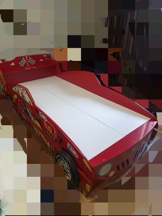 Продам кровать машинка