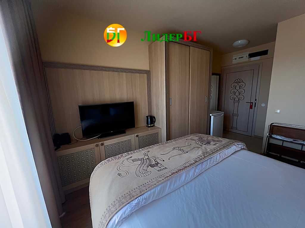 Продава се Едностаен апартамент в к.к. Златни пясъци - 32 кв.м за 1954 €/кв.м - Снимка #3