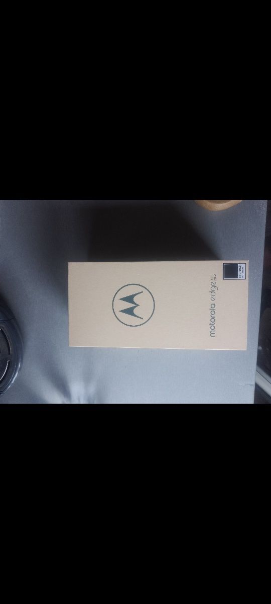 Телефон Motorola edge 40 neo