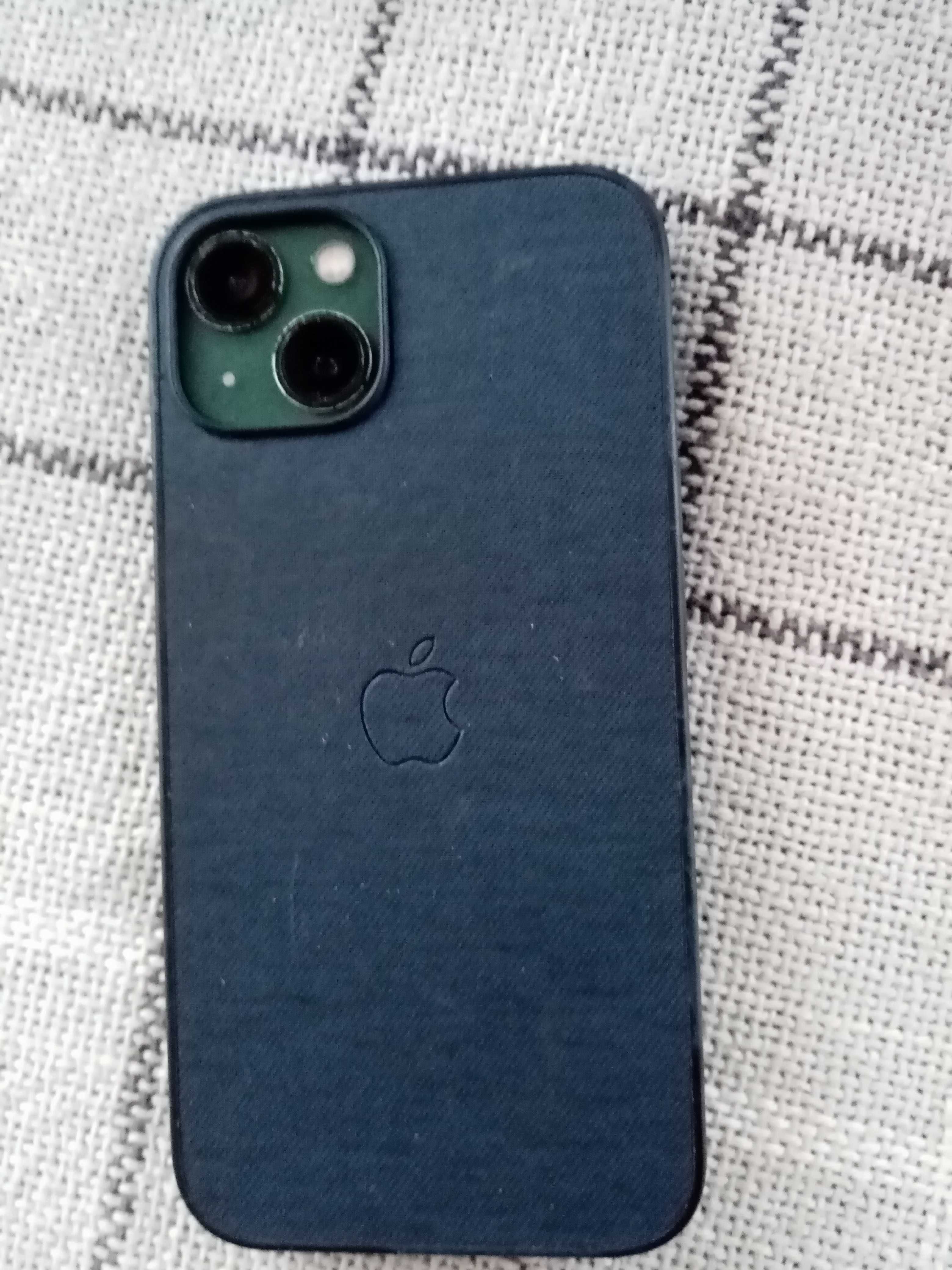 Продавам IPhone 13 128 GB