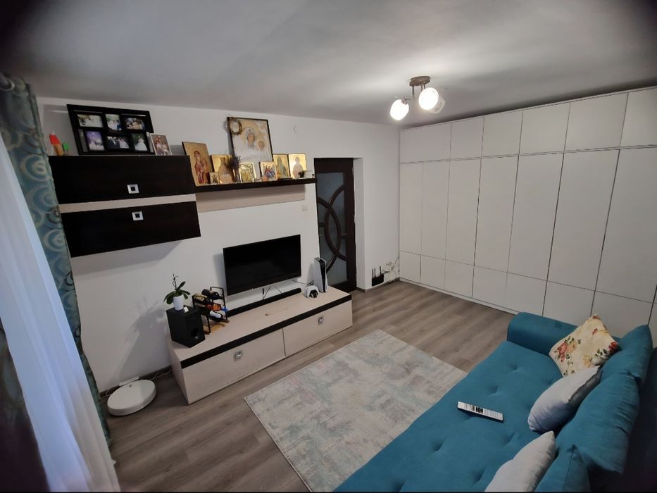 Apartament cu 2 camere, strada Cameliei- Gostat