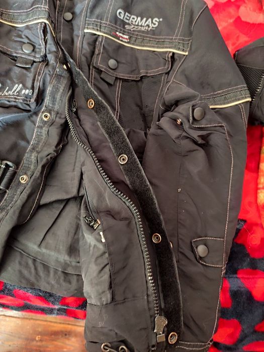 Pantaloni și geacă motto, pantalonii 80 Ron geacă 120