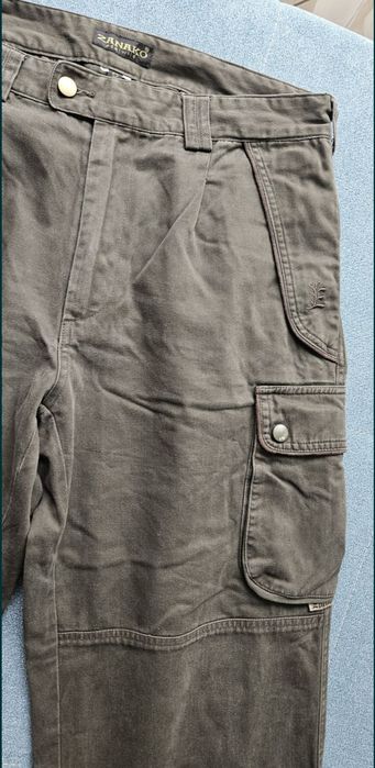 Pantaloni pentru vanatoare