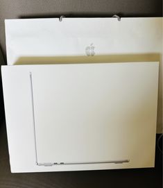 MacBook AIR M3 Чир 13” 256GB