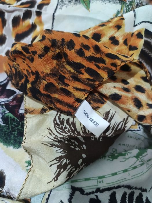 Eșarfă din mătase