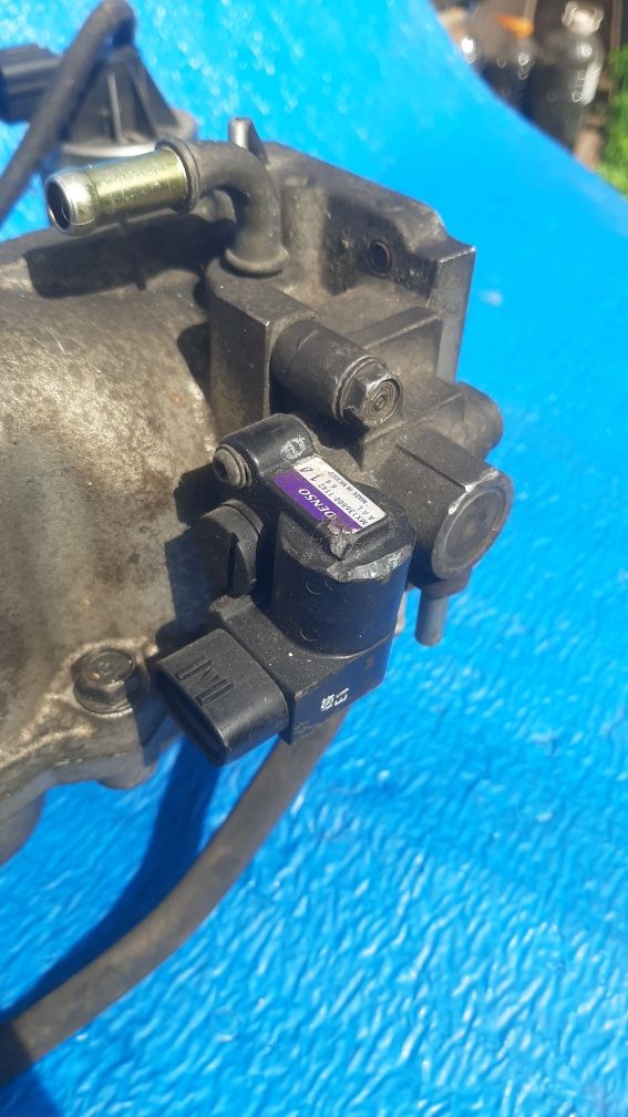 Впускной колектор F23A HONDA ODISSEI