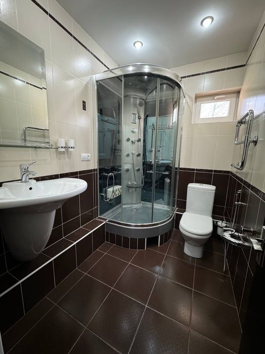 Квартира продается 3/3/5 на Садык Азимова