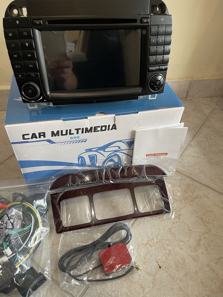 Мултимедия с навигация Mercedes