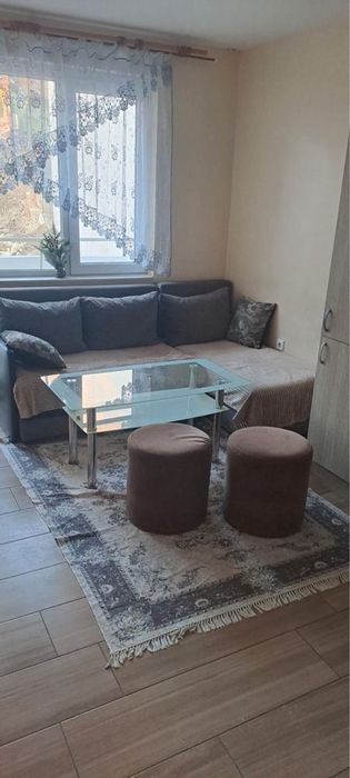 Дава се под наем Тристаен апартамент в Варна, Колхозен пазар - 85 кв.м за 510 € - Снимка #2