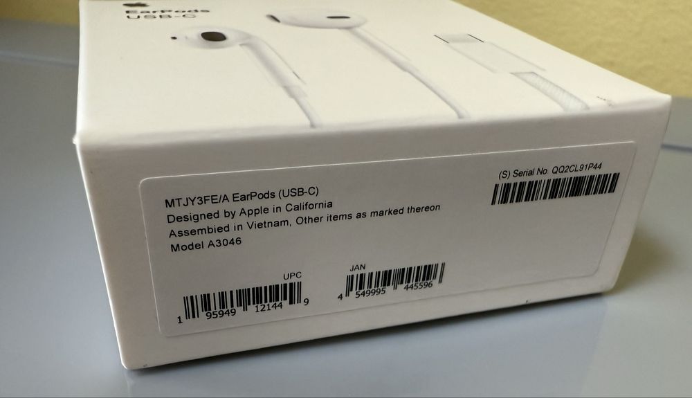 Слушалки Apple EarPods с USB-C кабел ОРИГИНАЛНИ за iphone 16 pro