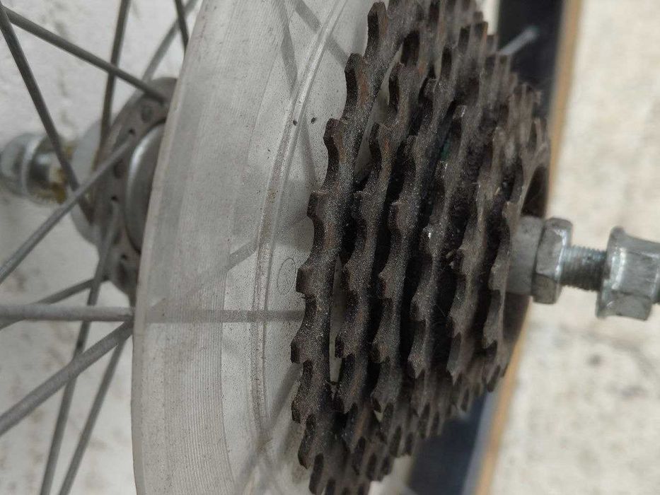 Капли 26 цола, комплект предна и задна с касета и гуми