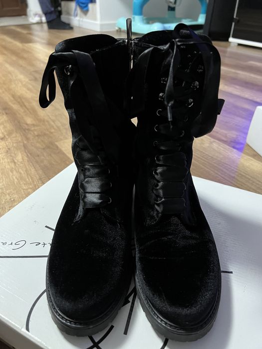 Ghete Kate Gray marimea 39