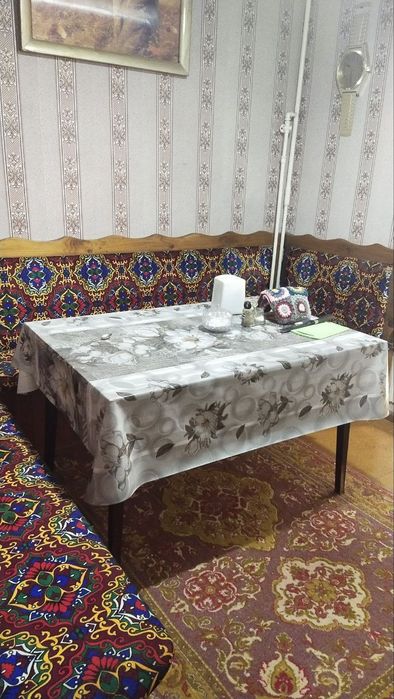 4/2/4. Спутник 17, Янгихает р-н (Сергели). Квартира 92 м². Метро 1 км