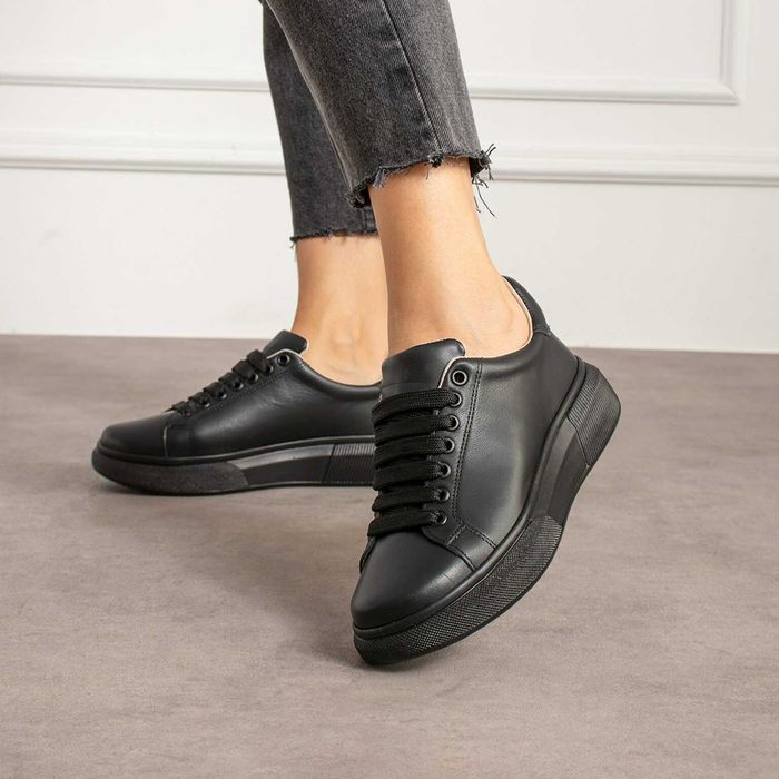 Дамски кецове от естествена кожа