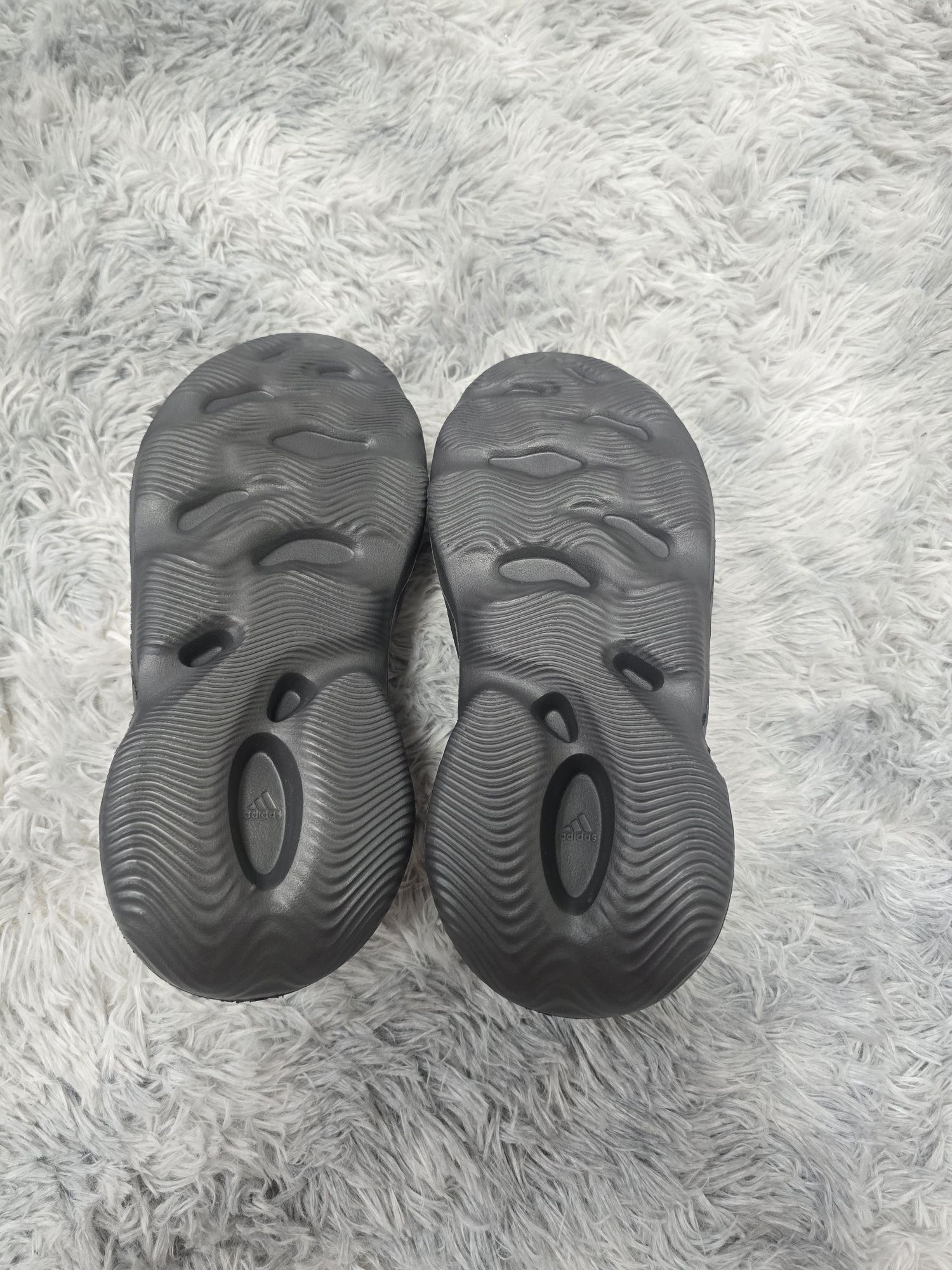 Yeezy Foam Runner