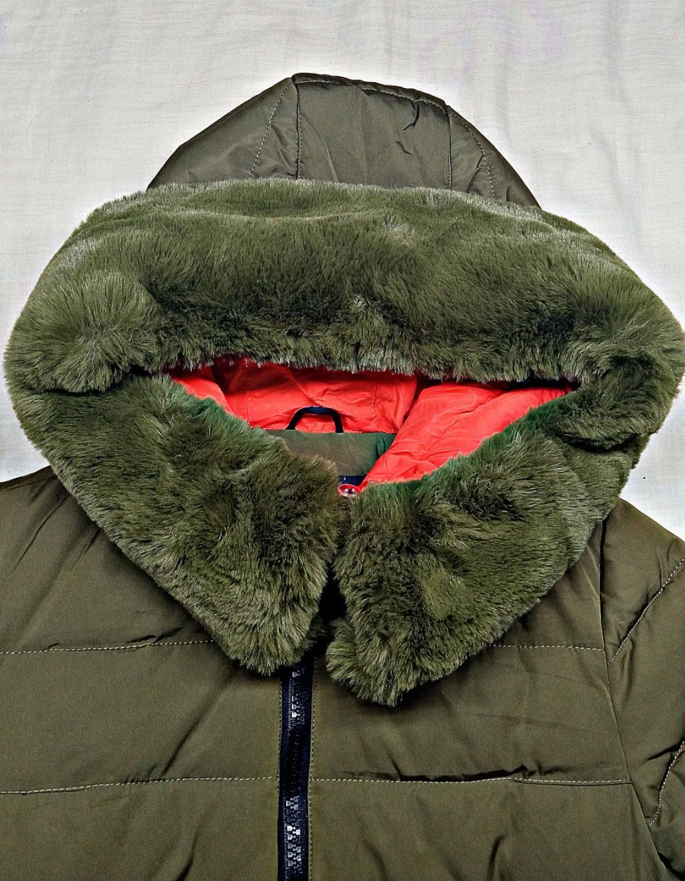 Куртка типа Parka.