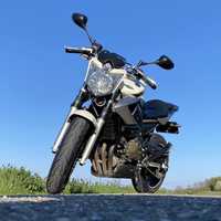 Motocicleta Yamaha XJ6 2009