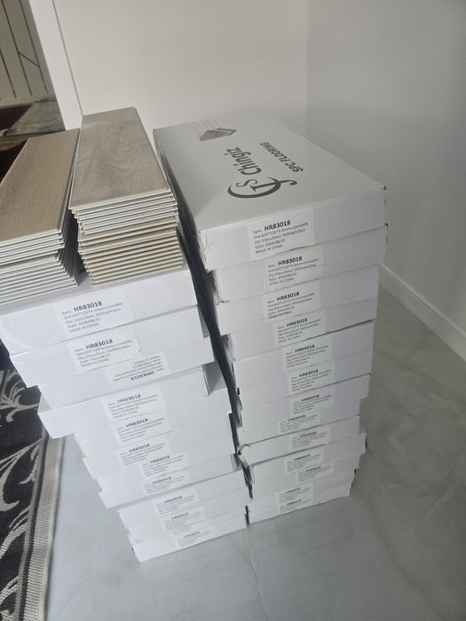 Ламинат  Кварц винил SPC Ёлочка ламинат