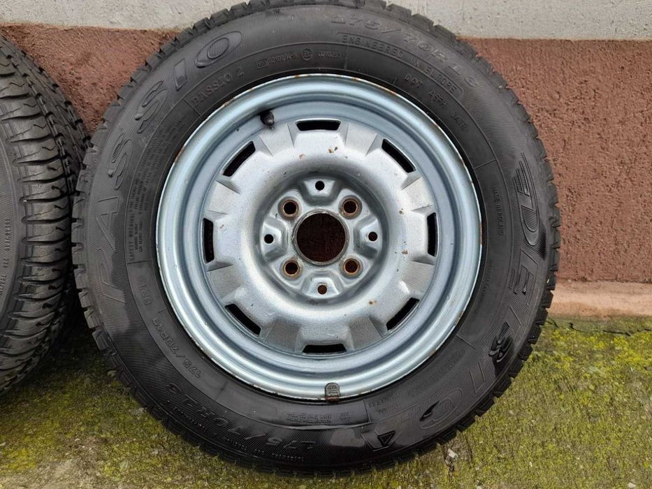 Roti VW Passat B1 din 1980