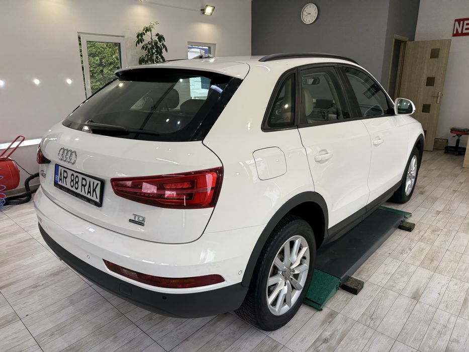 Audi Q3 Quattro S-Tronic 2017 Unic Proprietar