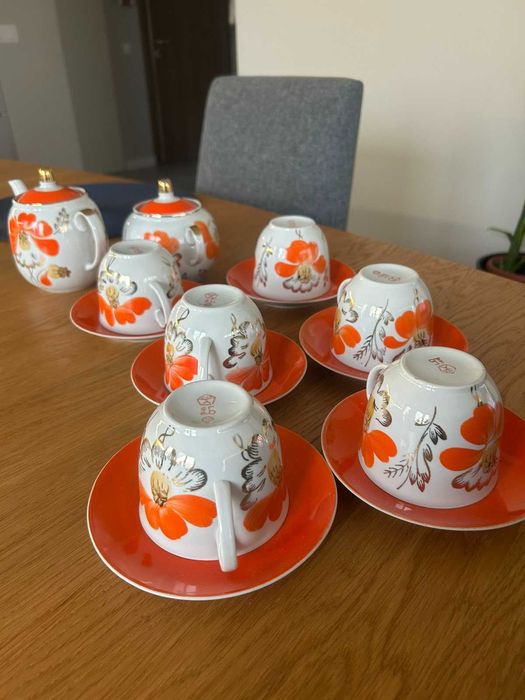 Старинен руски сервиз за чай (200 мл.), закупен около 1980г.