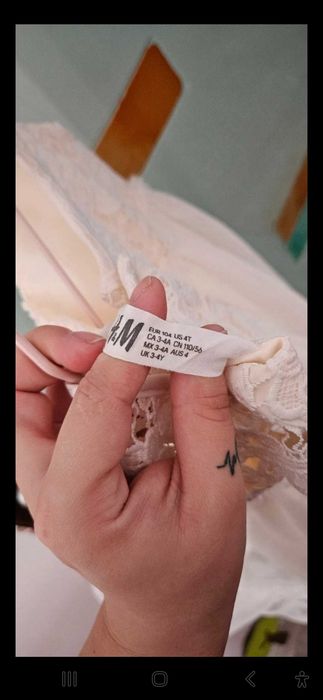 Rochita fetite H&M