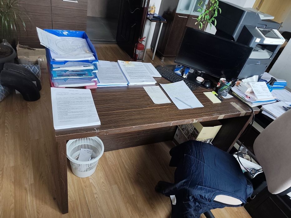 Birouri firma  venghe 3 bucăți