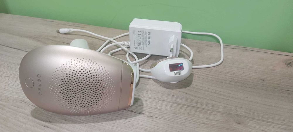 Epilator Philips Lumea IPL SC 1997/00