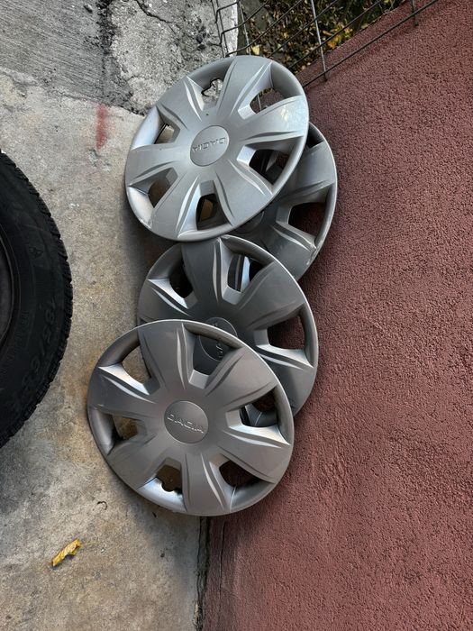 Anvelope + jante tabla +capace Logan