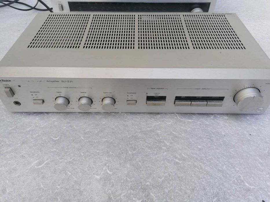 Linie Technics Amplificator su-z25 Tuner st-s2l Casetofon Deck m205