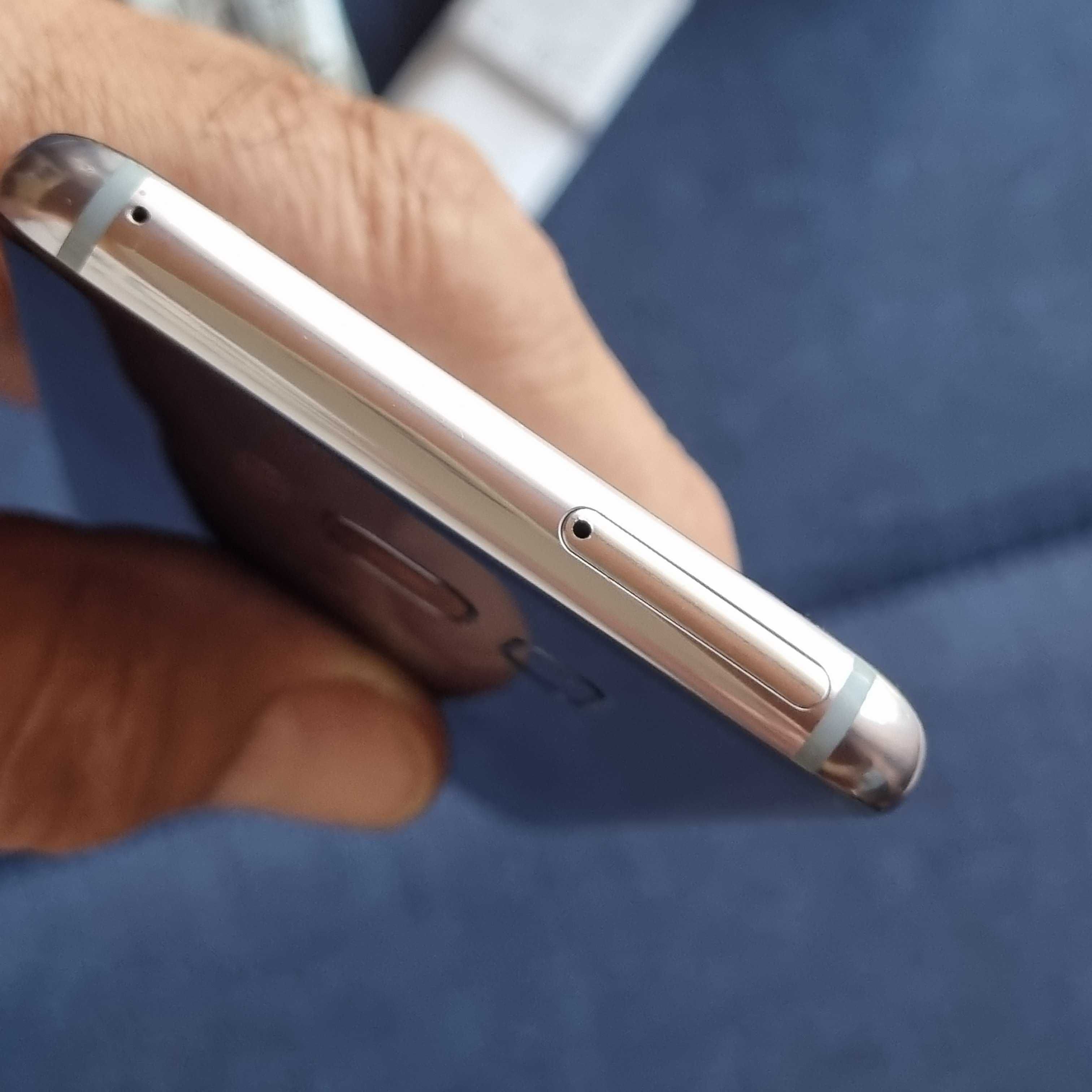 Sansung S8 Неразличим от нов!!!