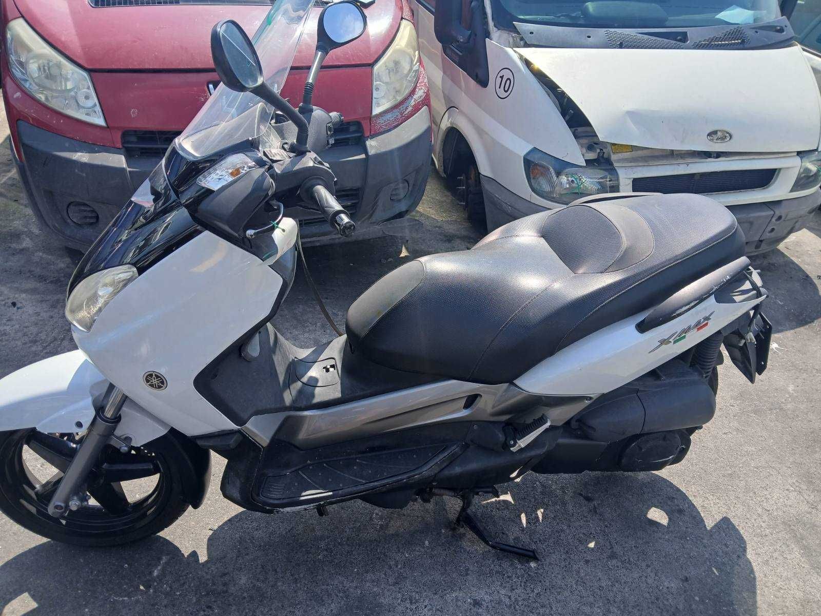 Yamaha X maх 250 на части