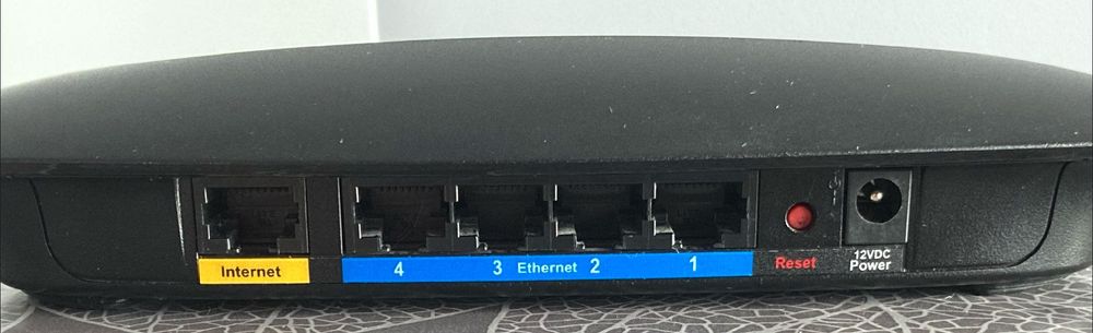 Рутер Linksys/Cisco WRT120N