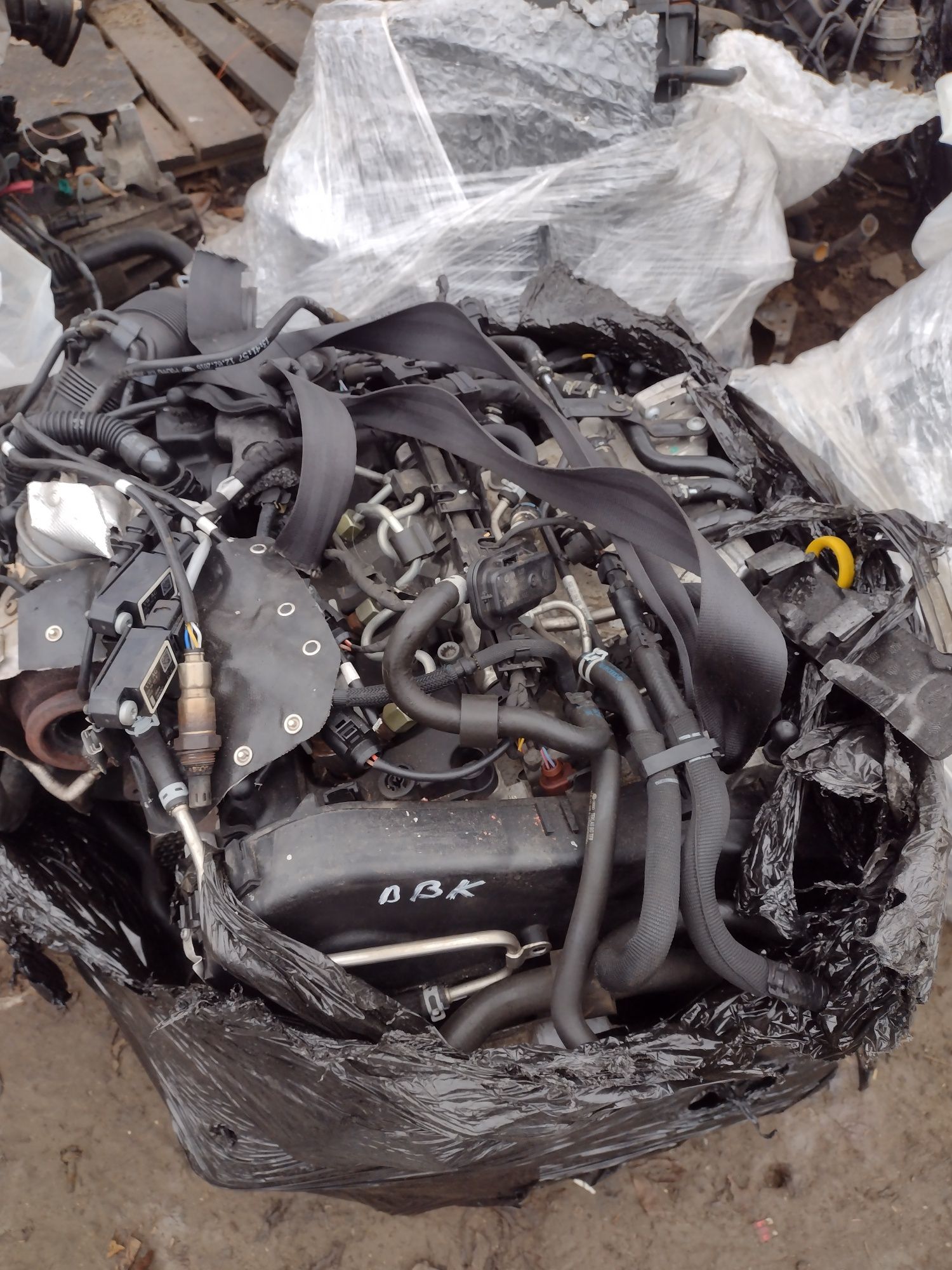 Motor Volkswagen Seat Skoda 1.6 DBK golf 7 80000 km dezmembrări