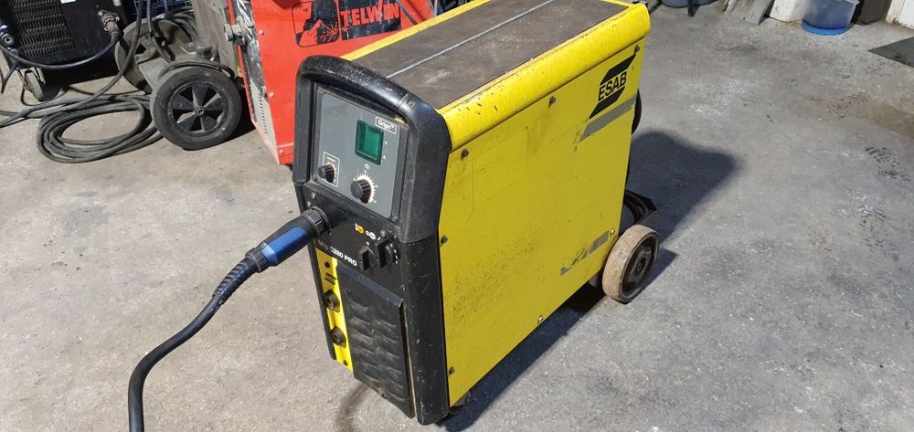 Aparat de sudura ESAB 280 si 300 amperi.