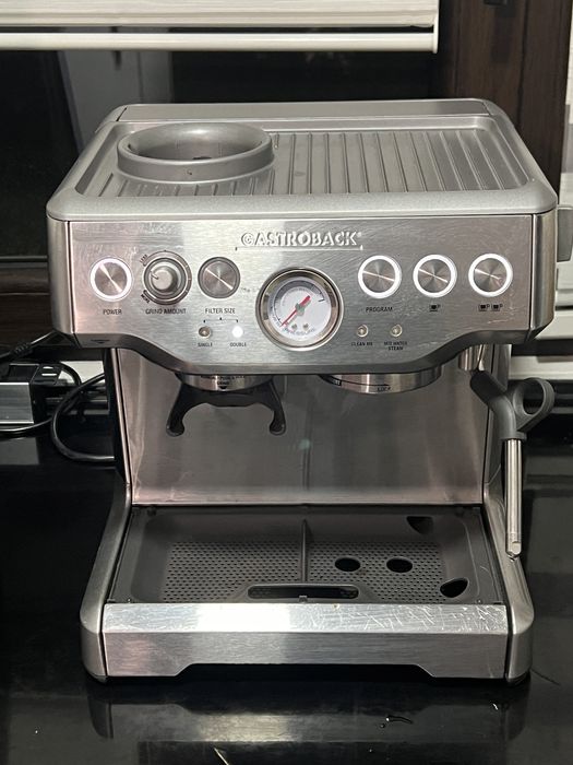 Vând espressor gastroback