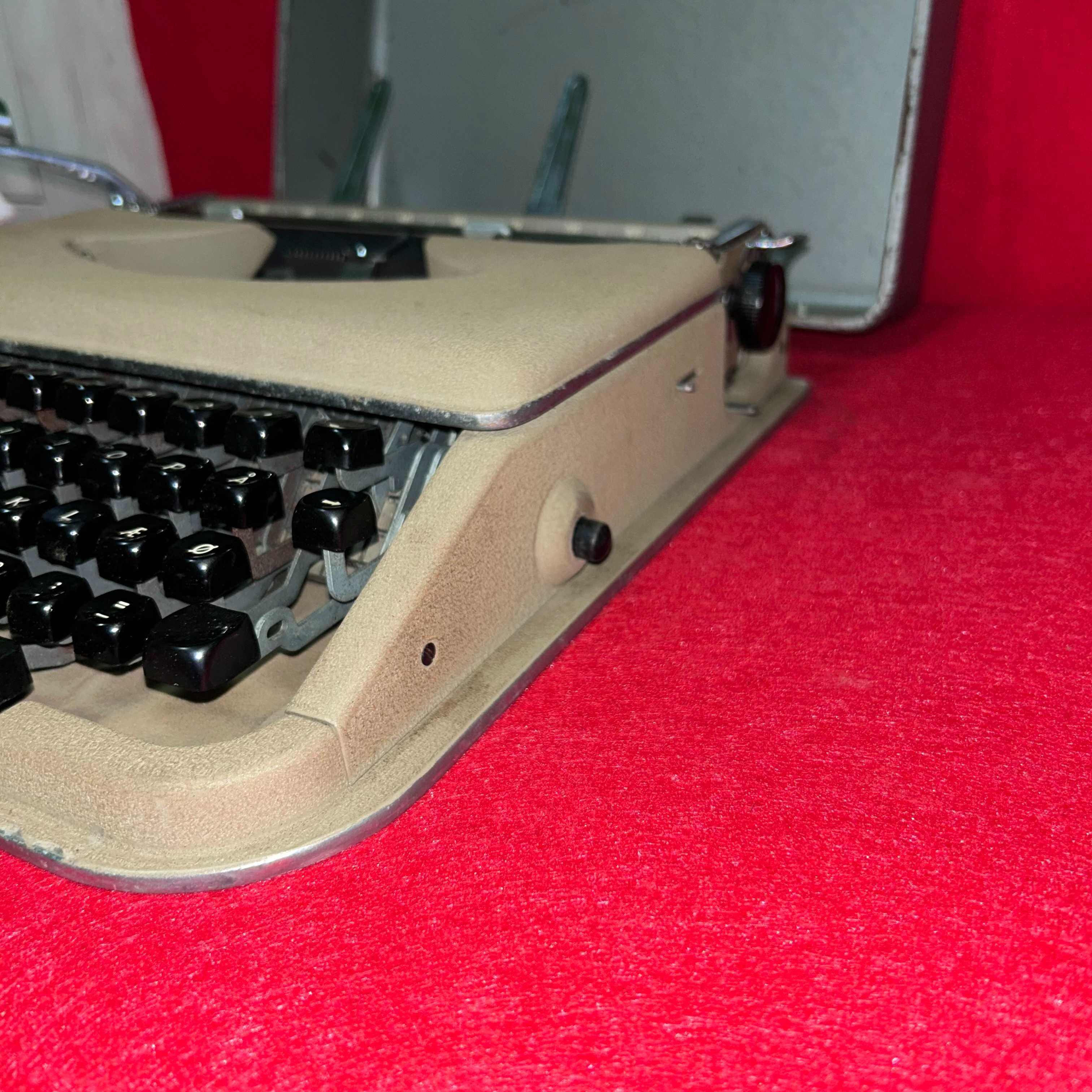 masina de scris crem galben DECOR