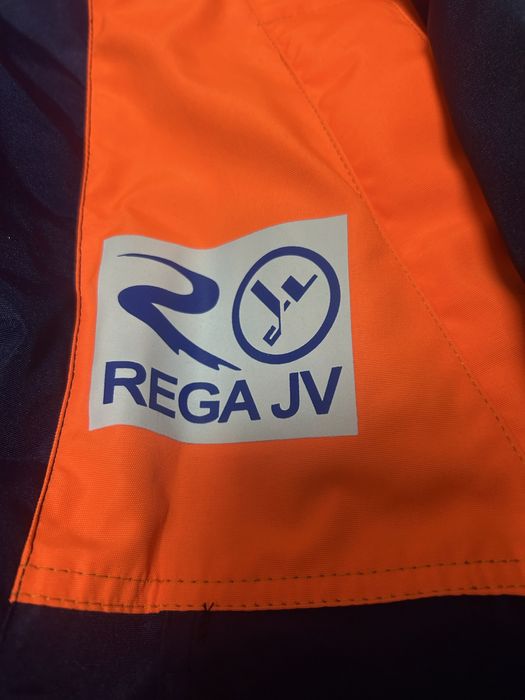 Продам зимнюю спецовку